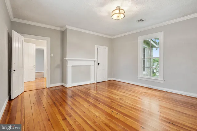 $699,000 | 105 East Washington Street, Remington, VA 22734