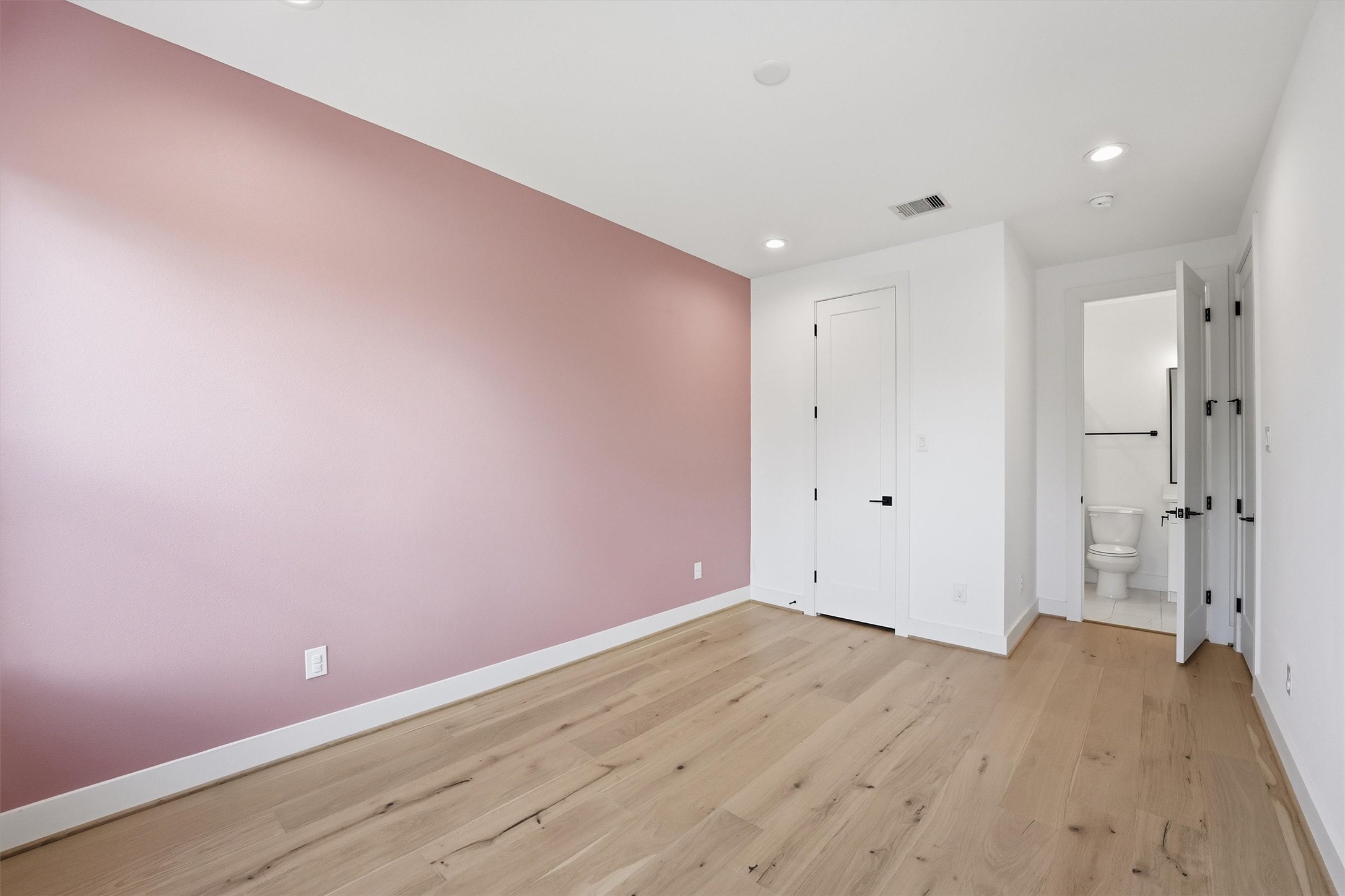 5004 Darling Street Houston, TX 77007 - Photo 15 of 41