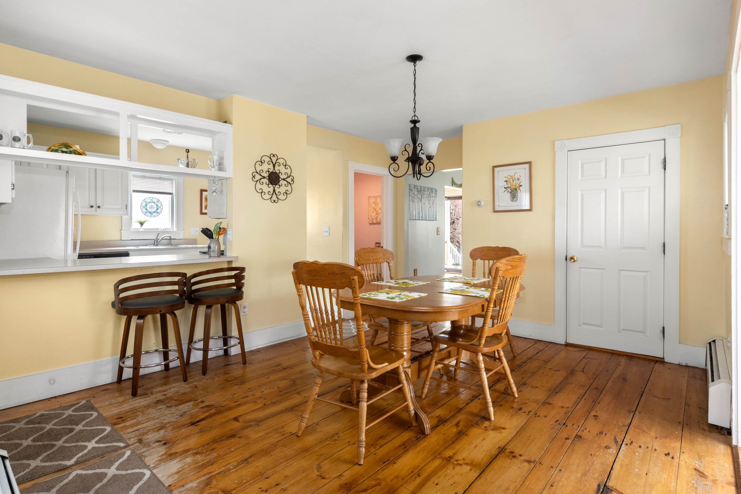 117 Front Street Exeter, NH 03833 - Photo 6 of 40