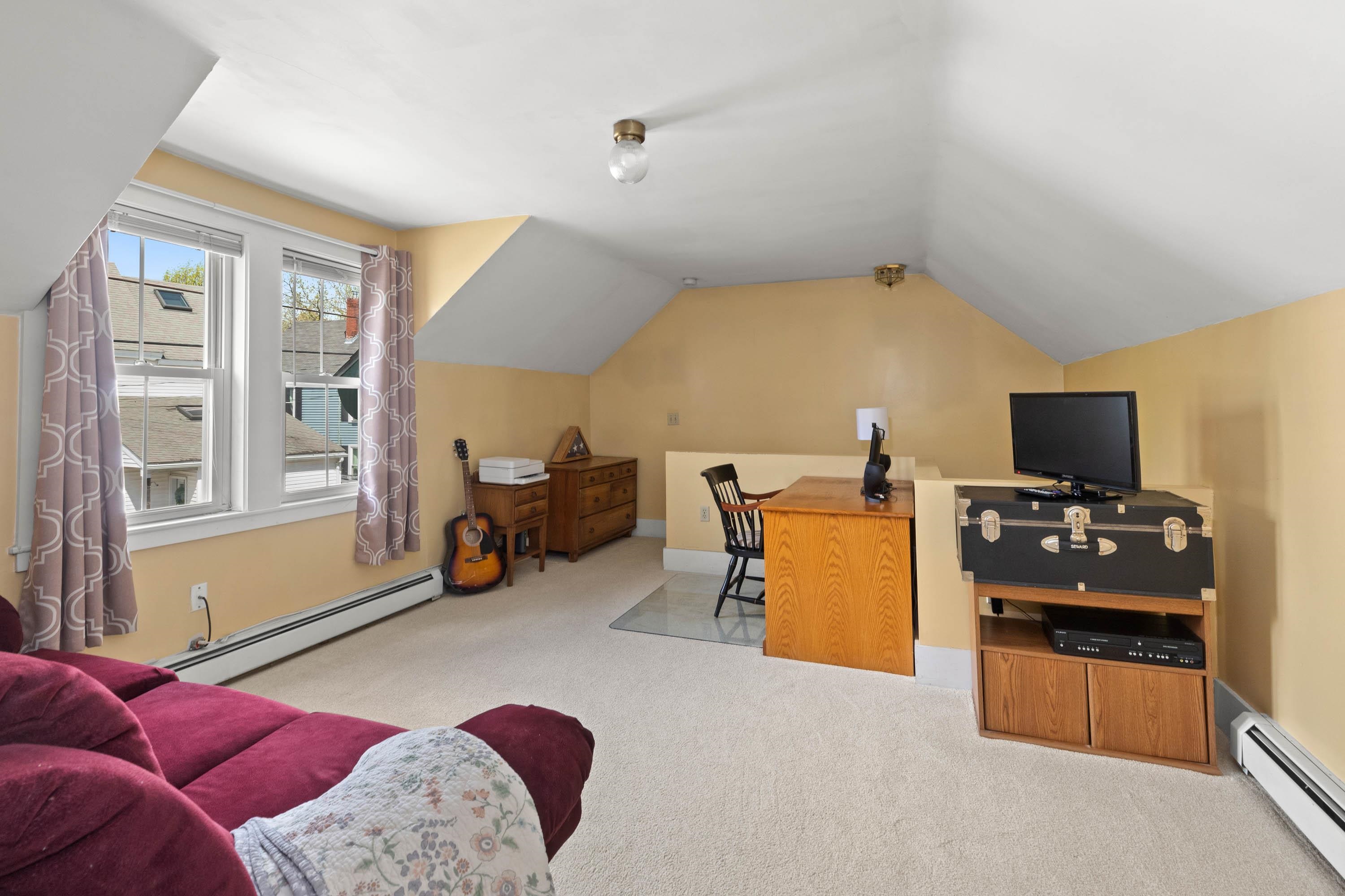 117 Front Street Exeter, NH 03833 - Photo 8 of 40