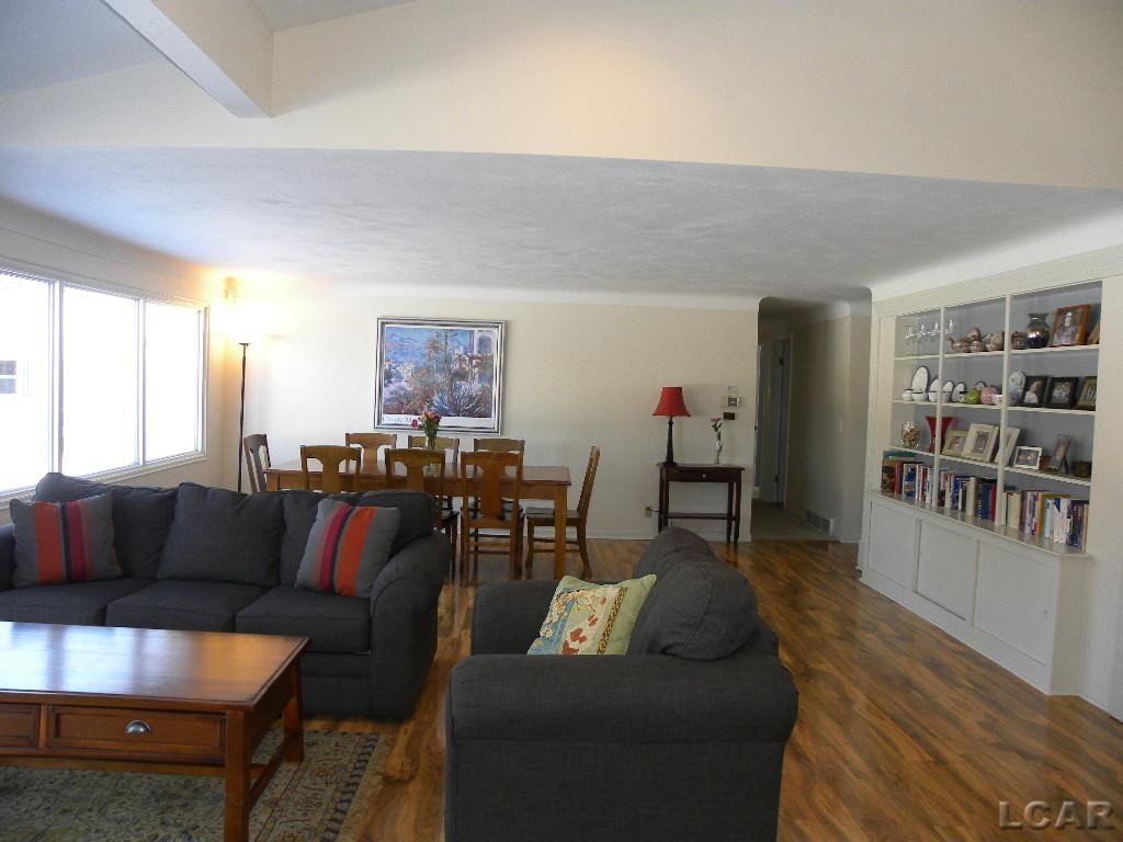 1340 Trenton Road Adrian, MI 49221 - Photo 4 of 28