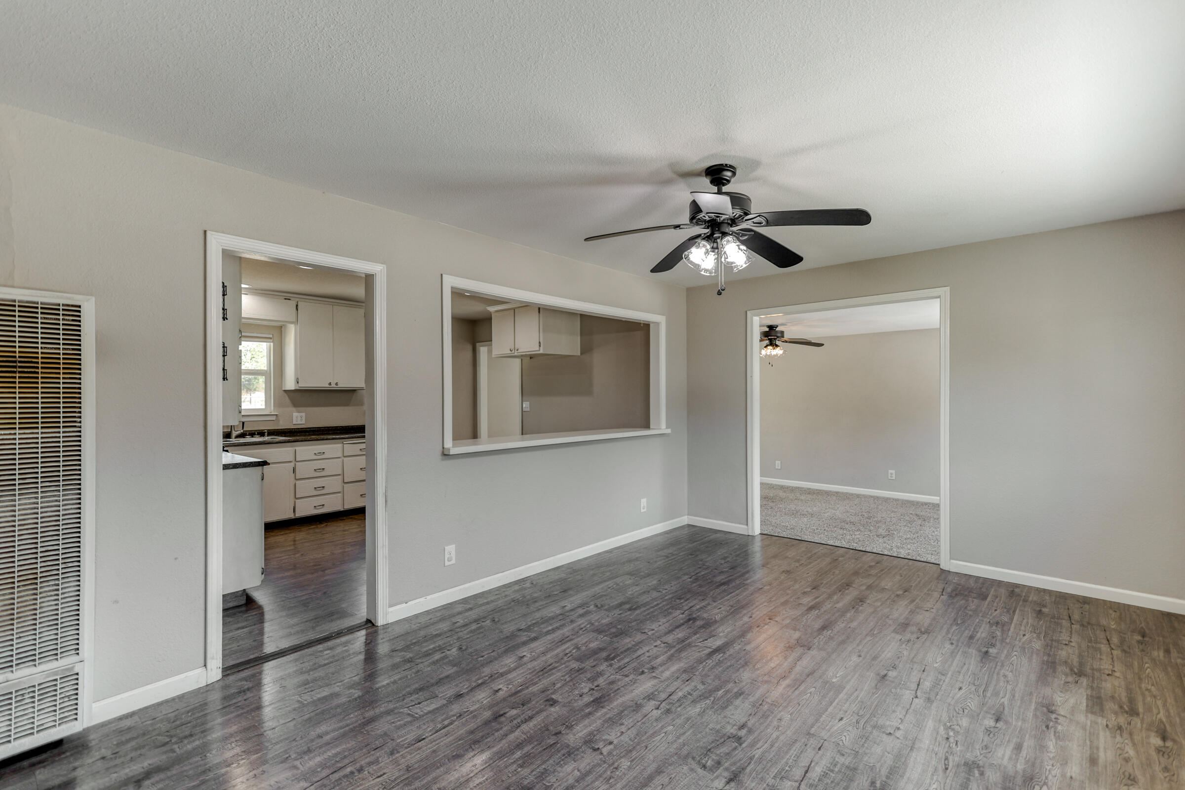 19291 Anna Road Anderson, CA 96007 - Photo 4 of 27 Dining Room View 2