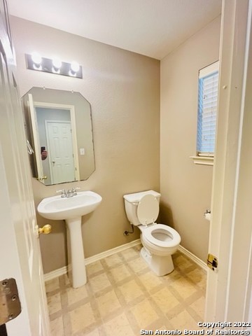 9819 Autumn Place Converse, TX 78109 - Photo 12 of 22