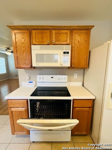 9819 Autumn Place Converse, TX 78109 - Photo 6 of 22