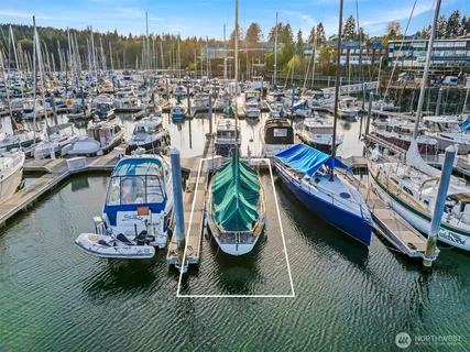 $260,000 | 141 Parfitt Way Southwest, Unit A15, Bainbridge Island, WA 98110