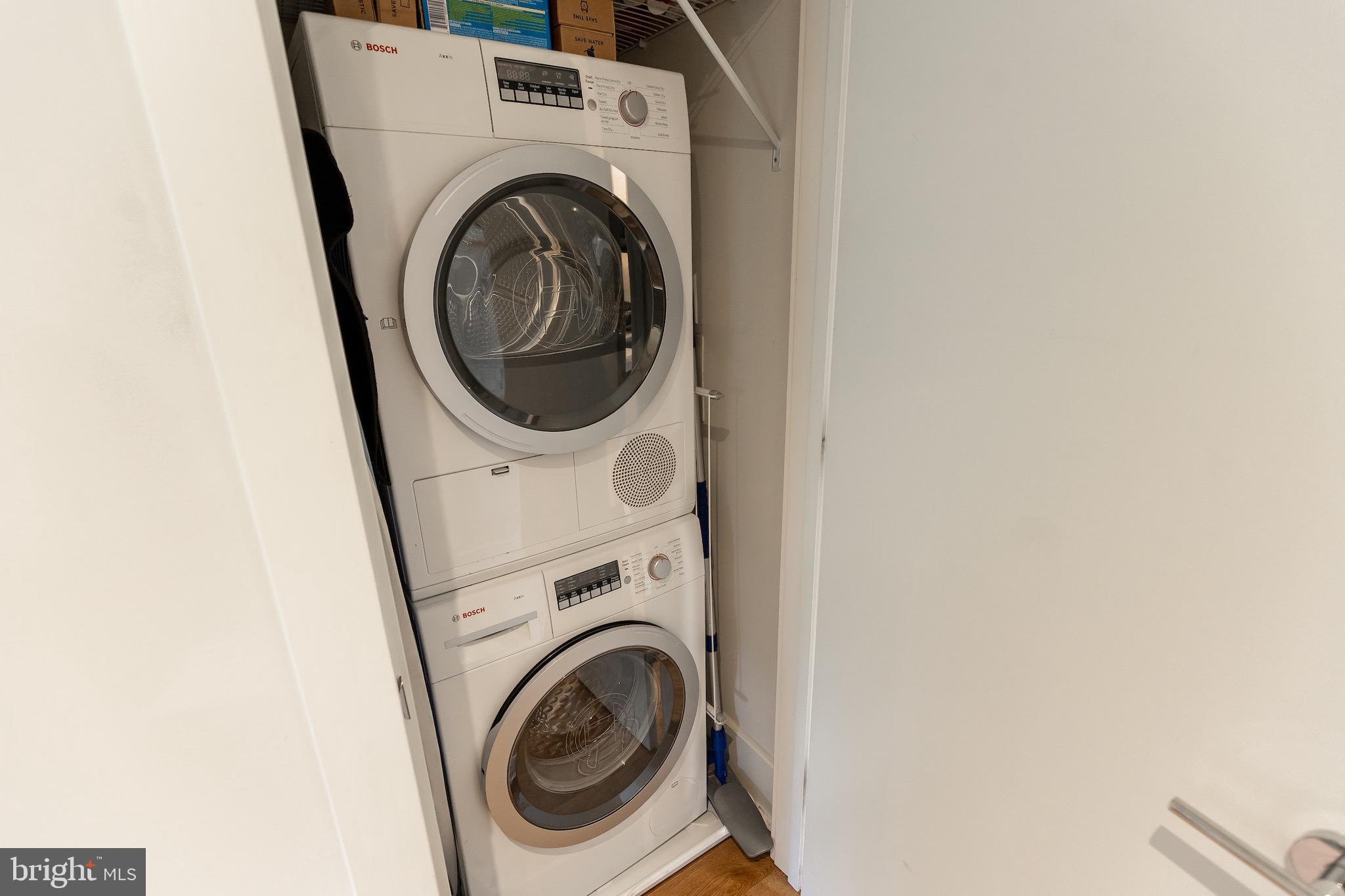 2926 Porter Street Northwest, Unit 302 Washington, DC 20008 - Photo 14 of 27