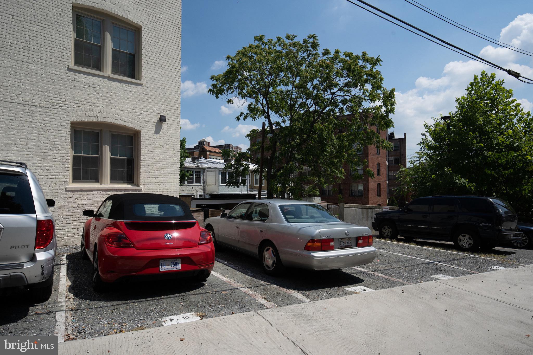 2926 Porter Street Northwest, Unit 302 Washington, DC 20008 - Photo 18 of 27
