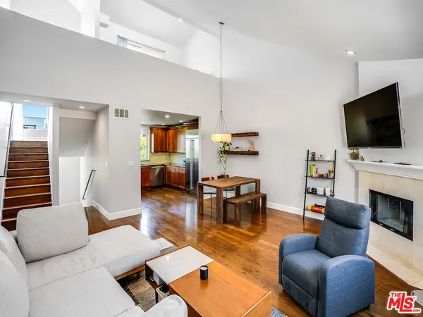 $4,999 | 3971 Moore Street, Unit 104, Los Angeles, CA 90066