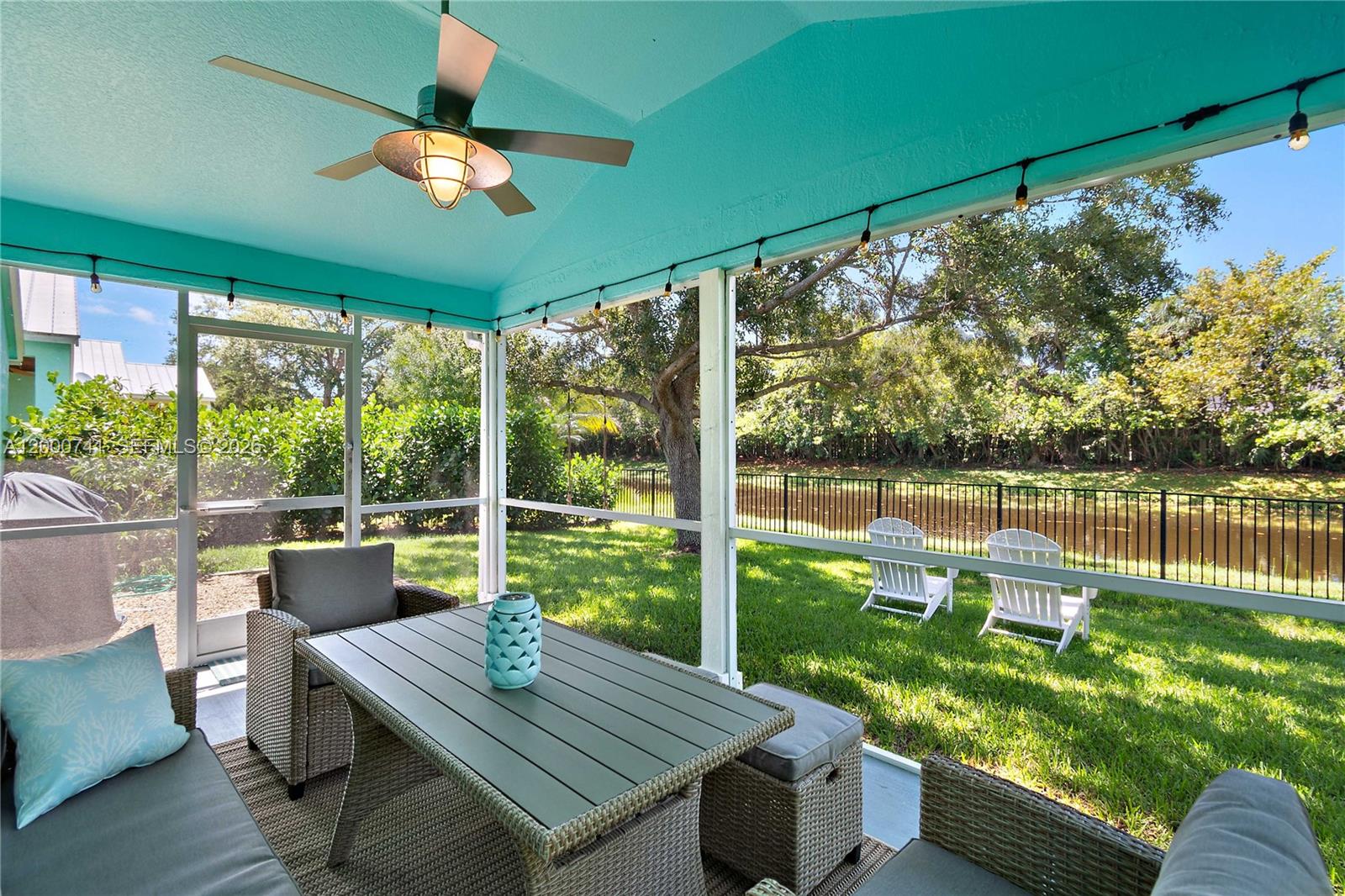 104 Old Jupiter Beach Road Jupiter, FL 33477 - Photo 2 of 25