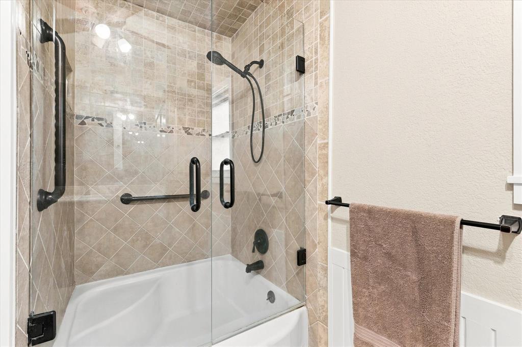 4634 Rendon Road Fort Worth, TX 76140 - Photo 15 of 28 Gallery Image 15