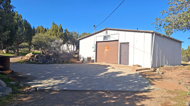 2000 Anderson Jct Road Toquerville, UT 84774 - Photo 35 of 45 900 square foot metal workshop