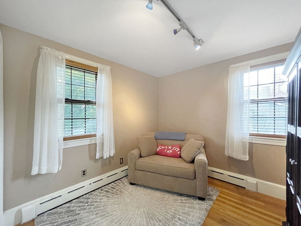 27 Shaker Road Dartmouth, MA 02747 - Photo 10 of 20 Gallery Image 10