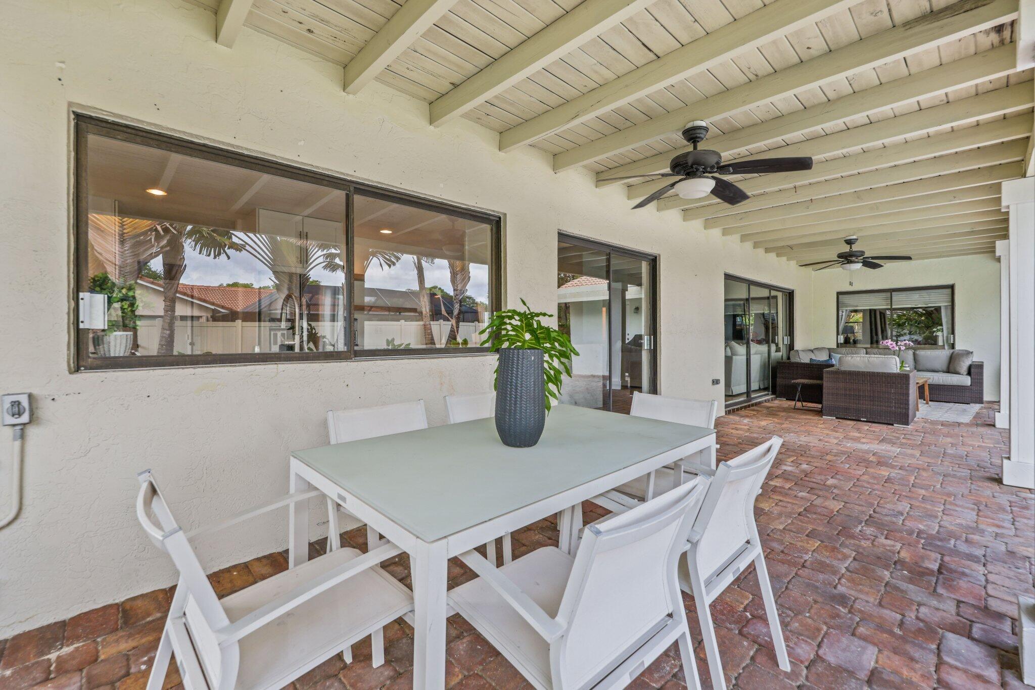 20898 Encanto Court Boca Raton, FL 33433 - Photo 29 of 67 Outdoor Dining