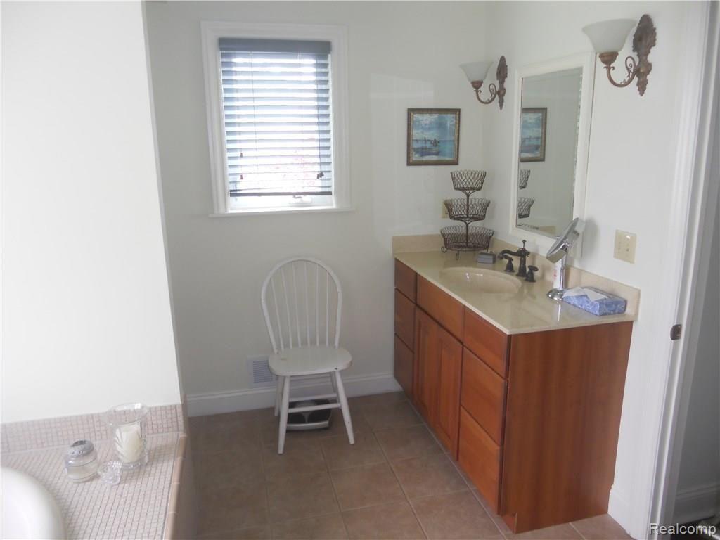 14950 Chrisandra Capac, MI 48014 - Photo 29 of 49 29.JPG