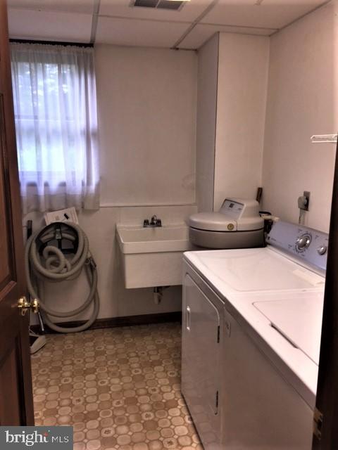 4100 Sells Mill Road Taneytown, MD 21787 - Photo 18 of 22 Lowe Level 1 Laundry