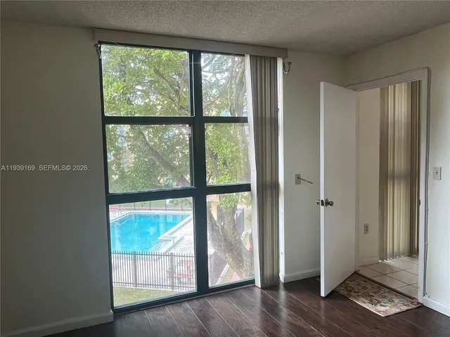 $1,900 | International Park, Miami, FL 33175