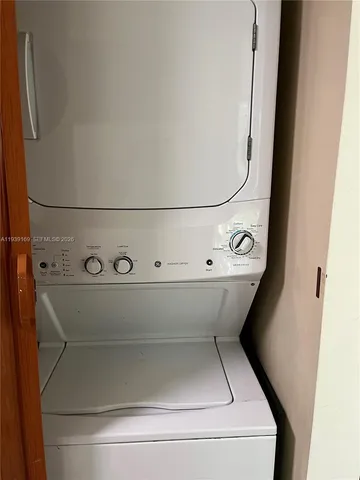 $1,900 | International Park, Miami, FL 33175