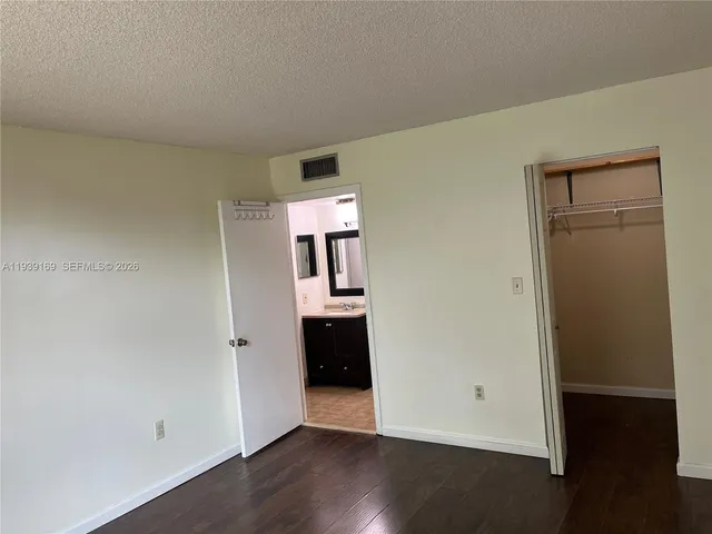 $1,900 | International Park, Miami, FL 33175