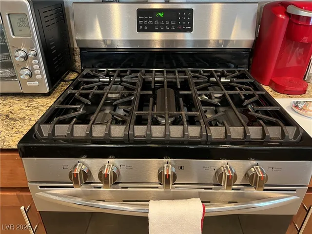 $1,600 | 2741 Crystal Blue Street, Laughlin, NV 89029