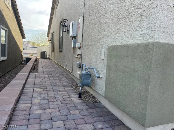 $1,600 | 2741 Crystal Blue Street, Laughlin, NV 89029