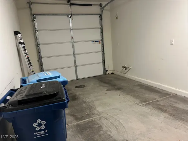 $1,600 | 2741 Crystal Blue Street, Laughlin, NV 89029