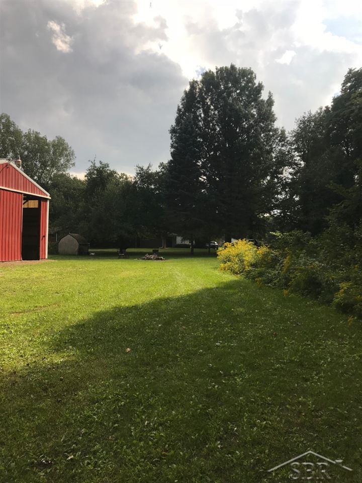 3041 East Moore Road Saginaw, MI 48601 - Photo 22 of 32 31359610-21.JPG