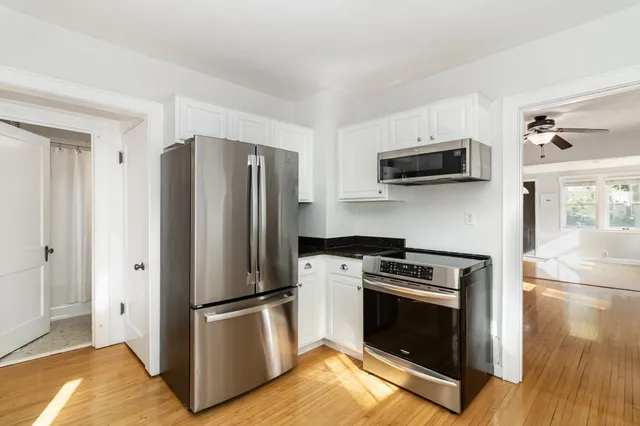 $349,900 | 3416 Sumter Avenue South, St. Louis Park, MN 55426