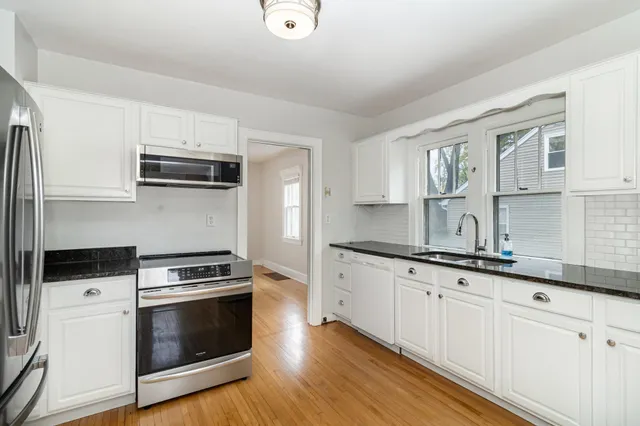 $349,900 | 3416 Sumter Avenue South, St. Louis Park, MN 55426