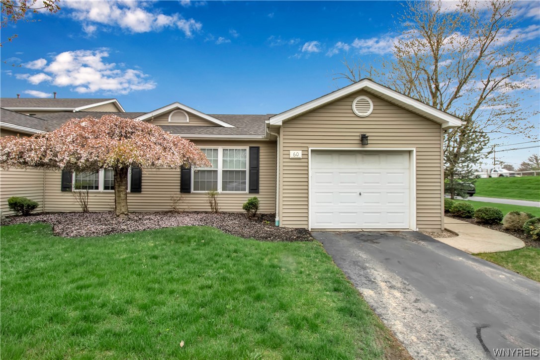 60 Union Common Amherst, NY 14221 - Photo 2 of 39