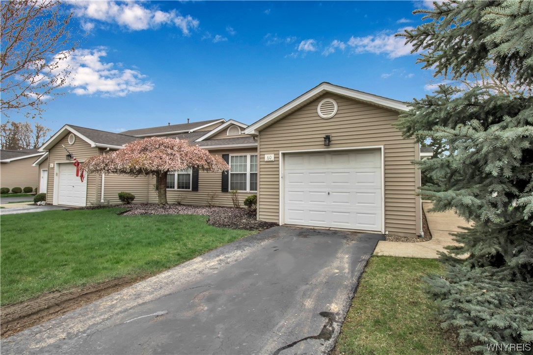 60 Union Common Amherst, NY 14221 - Photo 3 of 39