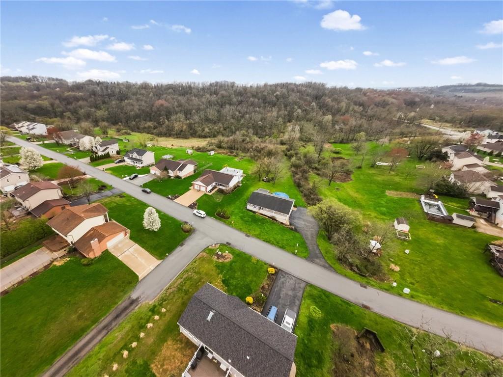 437 Lemmon Road Latrobe, PA 15650 - Photo 3 of 40 Gallery Image 3