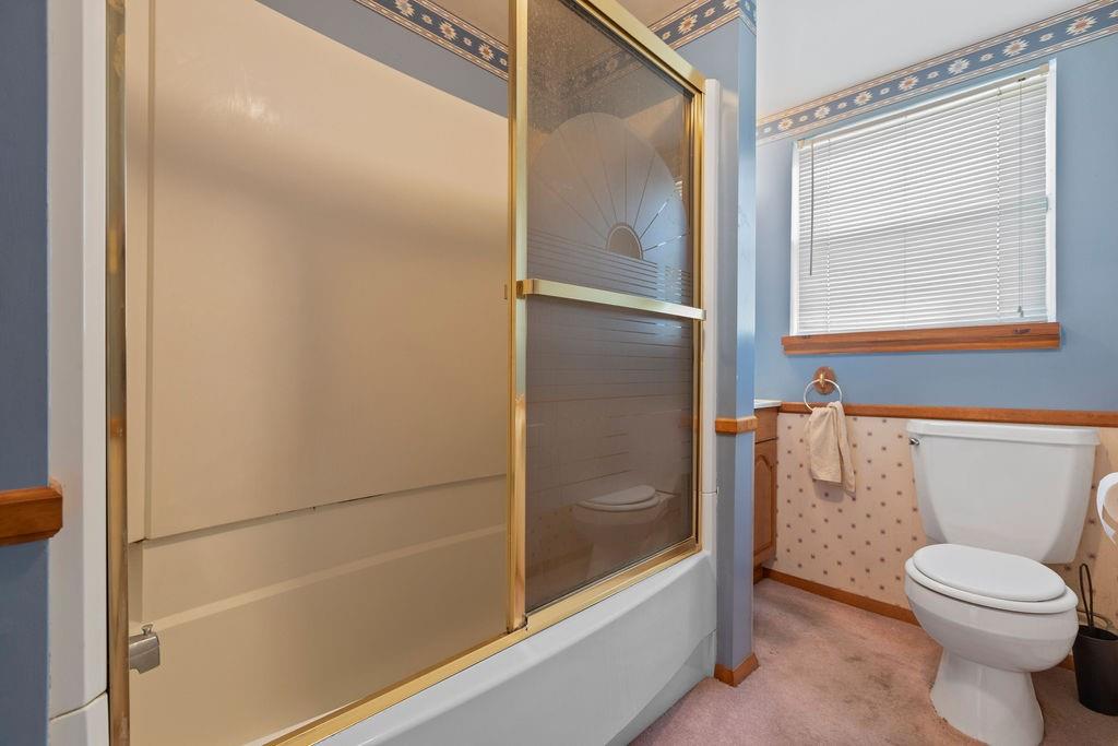 60 Herbst Road Coraopolis, PA 15108 - Photo 13 of 17 a bathroom with a toilet and a shower