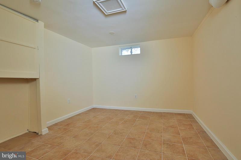 4010 Sampson Road Silver Spring, MD 20906 - Photo 14 of 18 Interior (General)