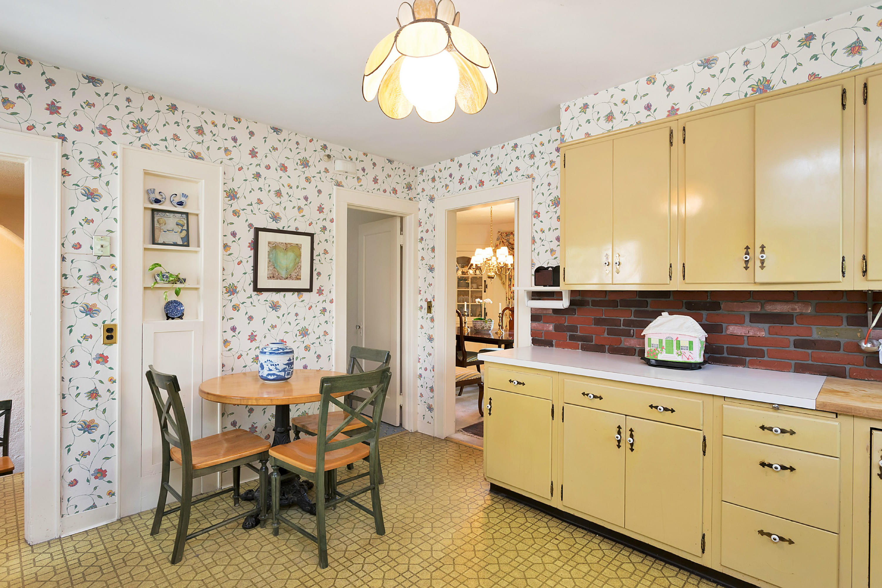 31 Birch Road Darien, CT 06820 - Photo 16 of 24 99186205-16