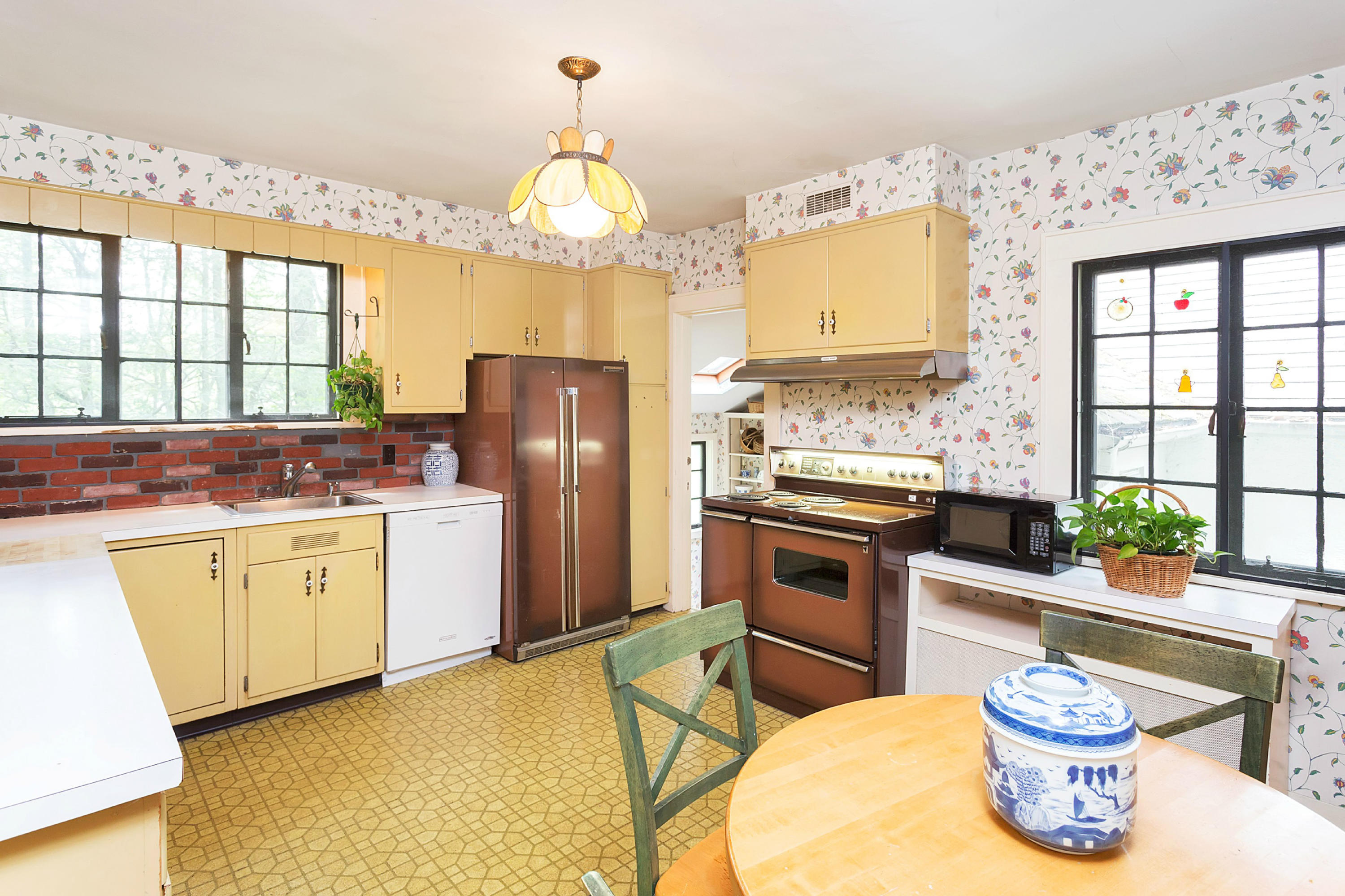 31 Birch Road Darien, CT 06820 - Photo 17 of 24 99186205-17
