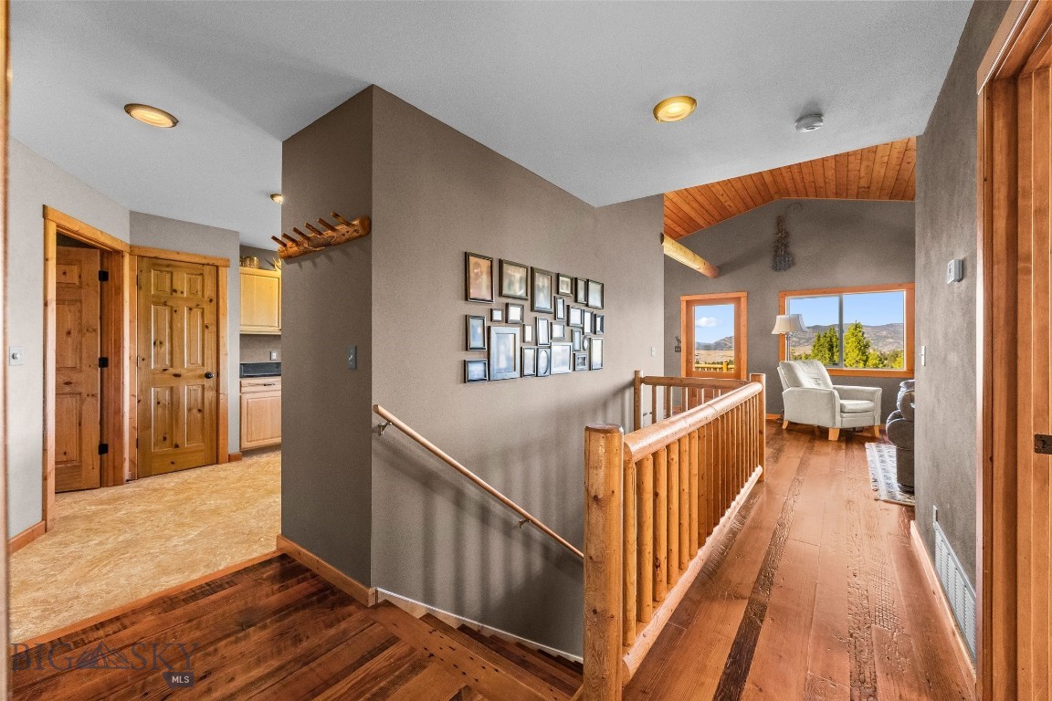 930 Colt Road Bozeman, MT 59715 - Photo 21 of 41 Gallery Image 21