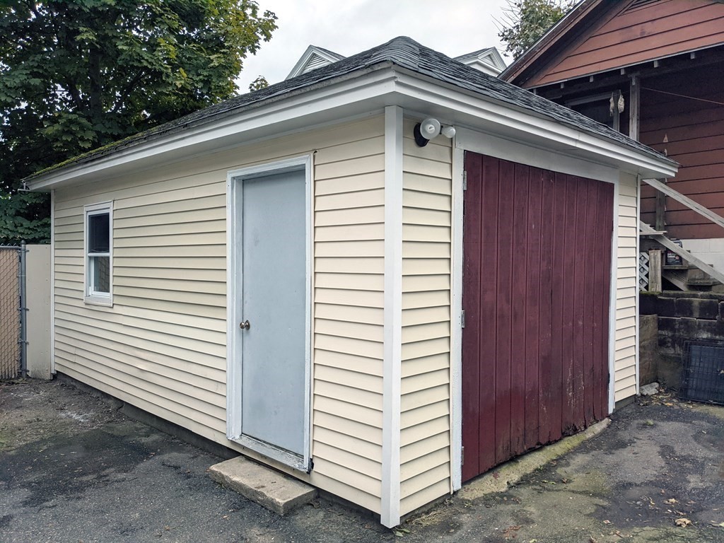 13 Spring Street Milford, MA 01757 - Photo 6 of 21