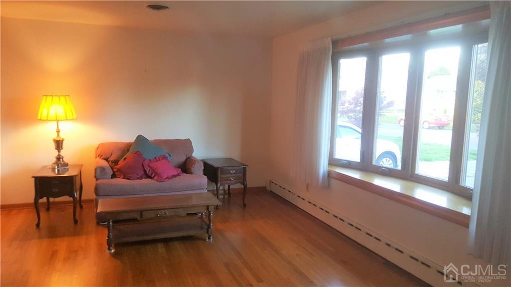 1366 Huron Road North Brunswick, NJ 08902 - Photo 5 of 14 Gallery Image 5