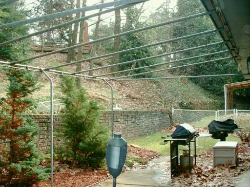 546 Sangree Road Pittsburgh, PA 15237 - Photo 6 of 7 Yard/Garden.