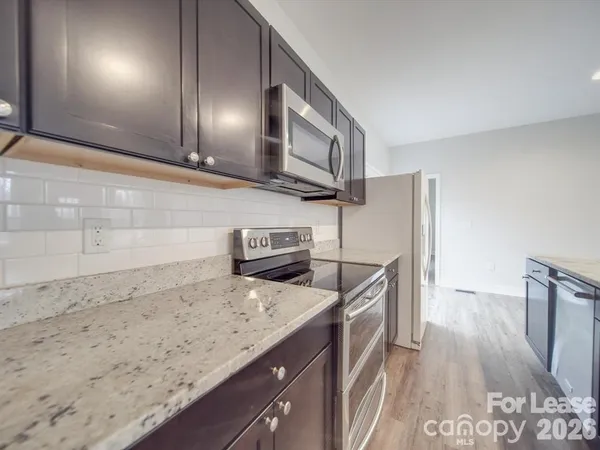 $1,975 | 824 Woodrun Drive, Mount Gilead, NC 27306