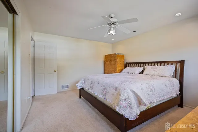 $750,000 | 12 Dunston Drive, East Brunswick, NJ 08816