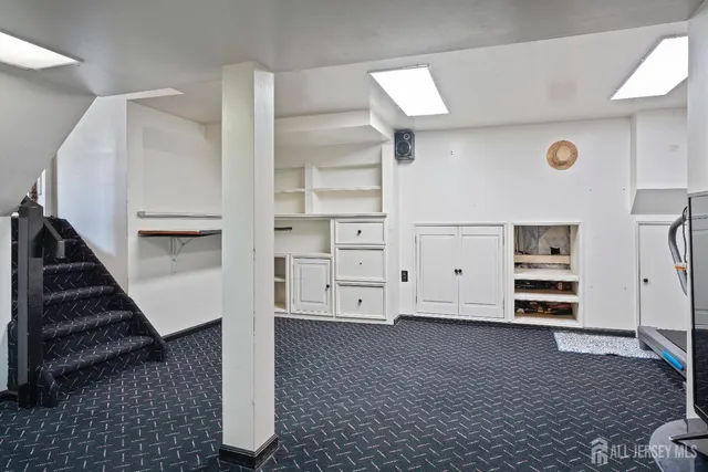 $750,000 | 12 Dunston Drive, East Brunswick, NJ 08816