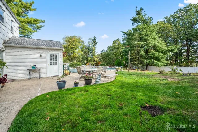 $750,000 | 12 Dunston Drive, East Brunswick, NJ 08816