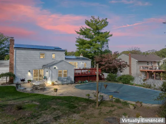 $750,000 | 12 Dunston Drive, East Brunswick, NJ 08816