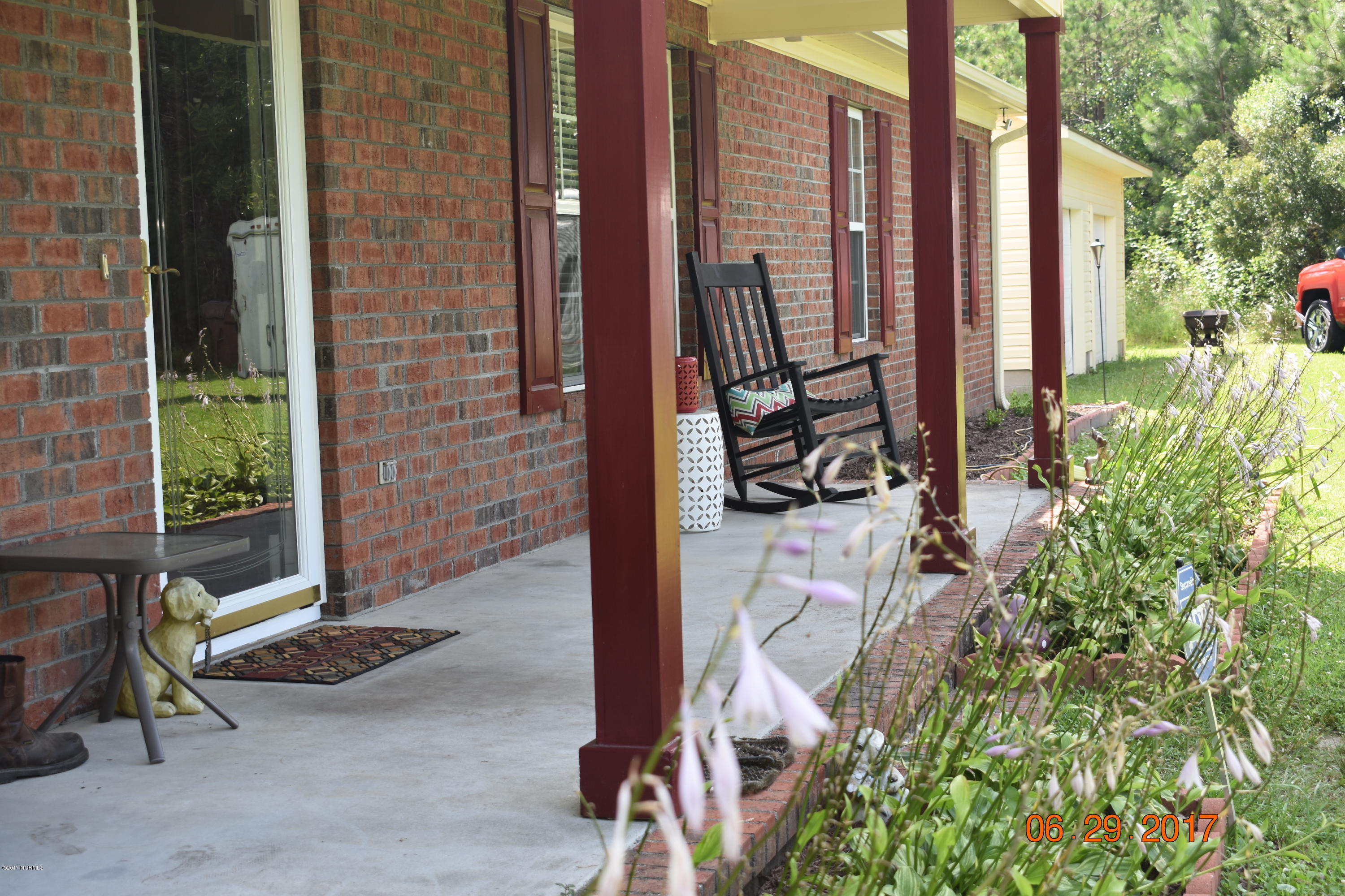 285 Scott-Jenkins Road Jacksonville, NC 28540 - Photo 4 of 21 DSC_0021