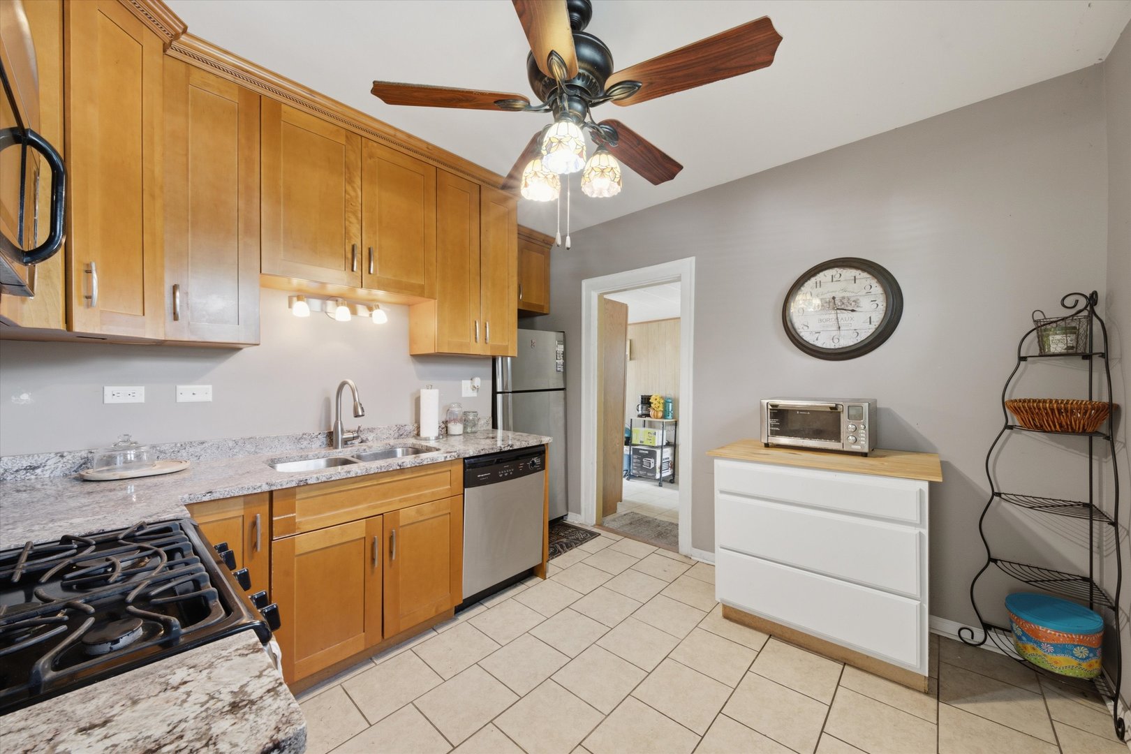 1712 Linden Road Homewood, IL 60430 - Photo 12 of 27