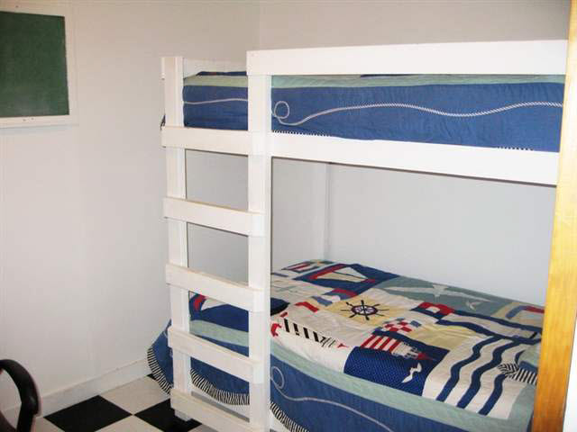3855 West Sycamore Beach Road Angola, IN 46703 - Photo 12 of 25 Gallery Image 12