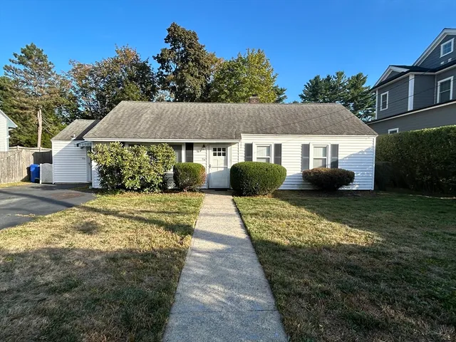 $3,700 | 231 Spiers Road, Newton, MA 02459