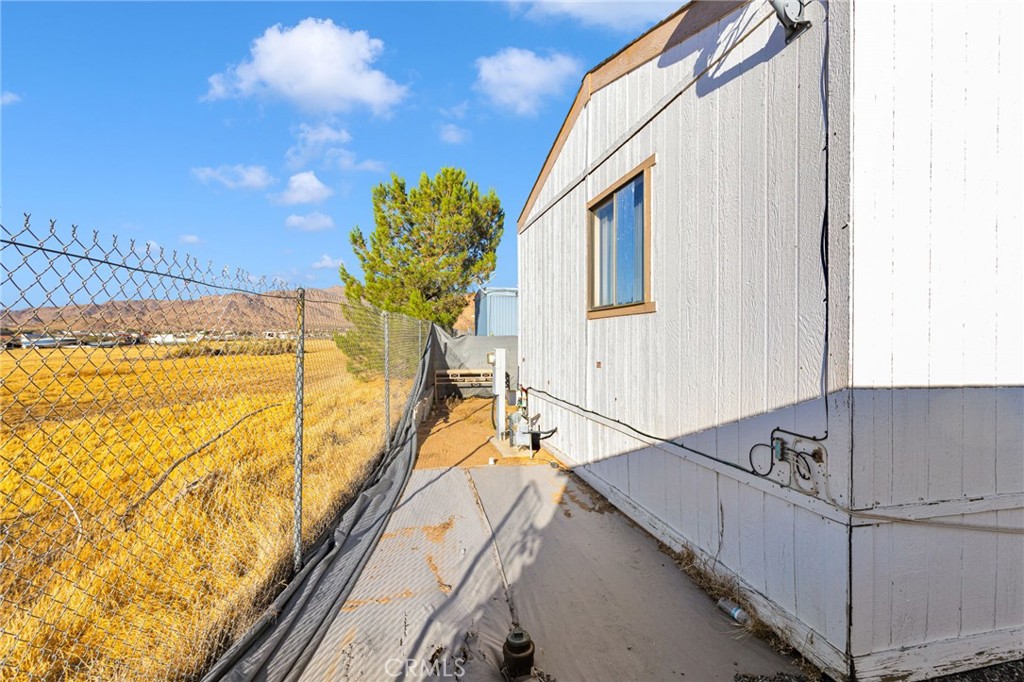 23456 Ottawa Road, Unit 28 Apple Valley, CA 92308 - Photo 4 of 35