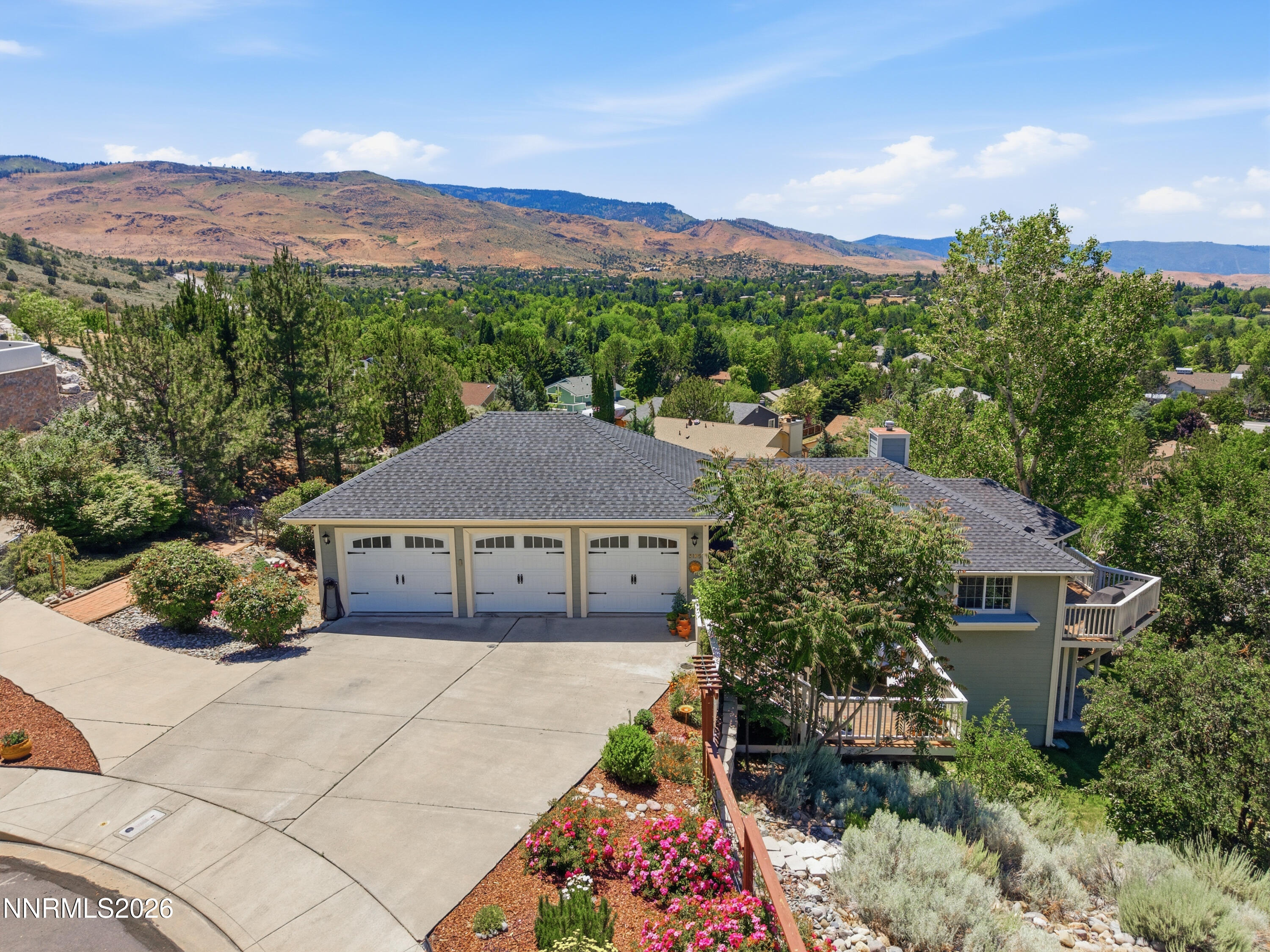 3195 Heatheridge Lane Reno, NV 89509 - Photo 3 of 85 3195 Heatheridge Ln-NEW-100